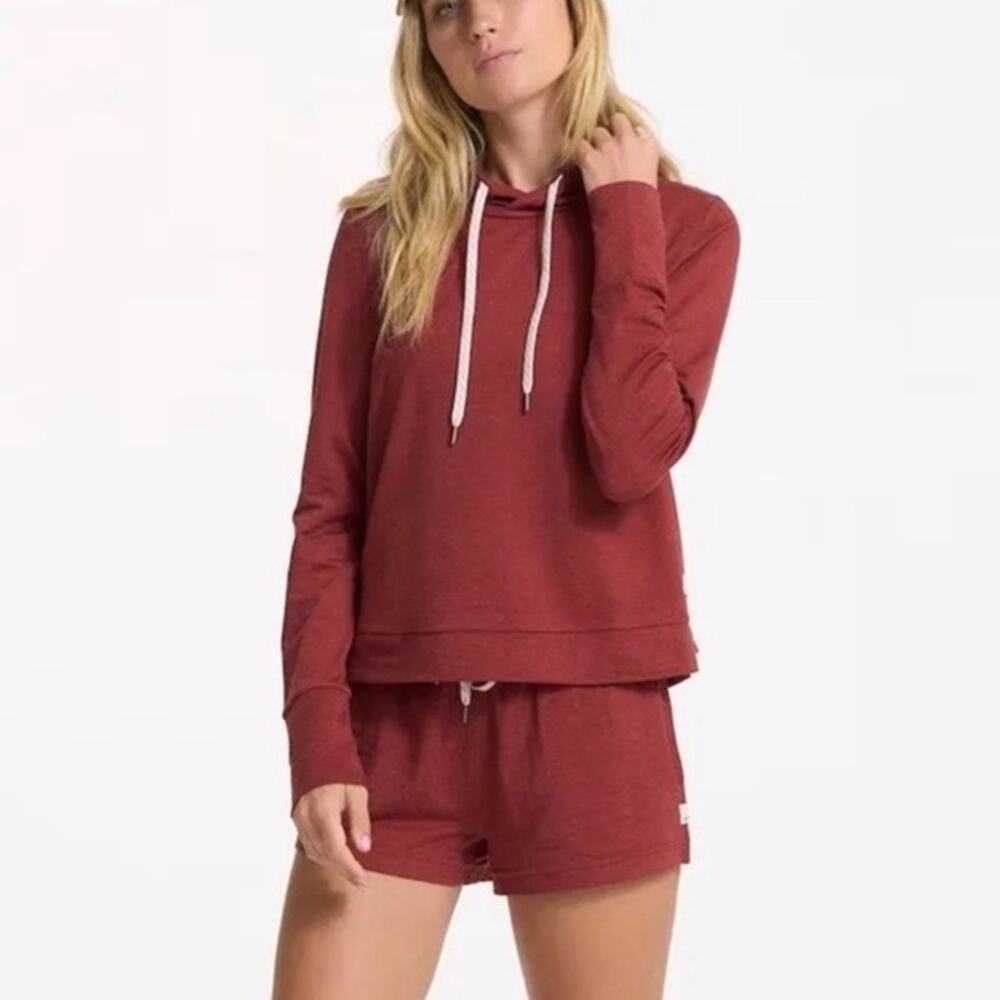 Vuori M Halo Essential Red Heather Pullover Hoodie